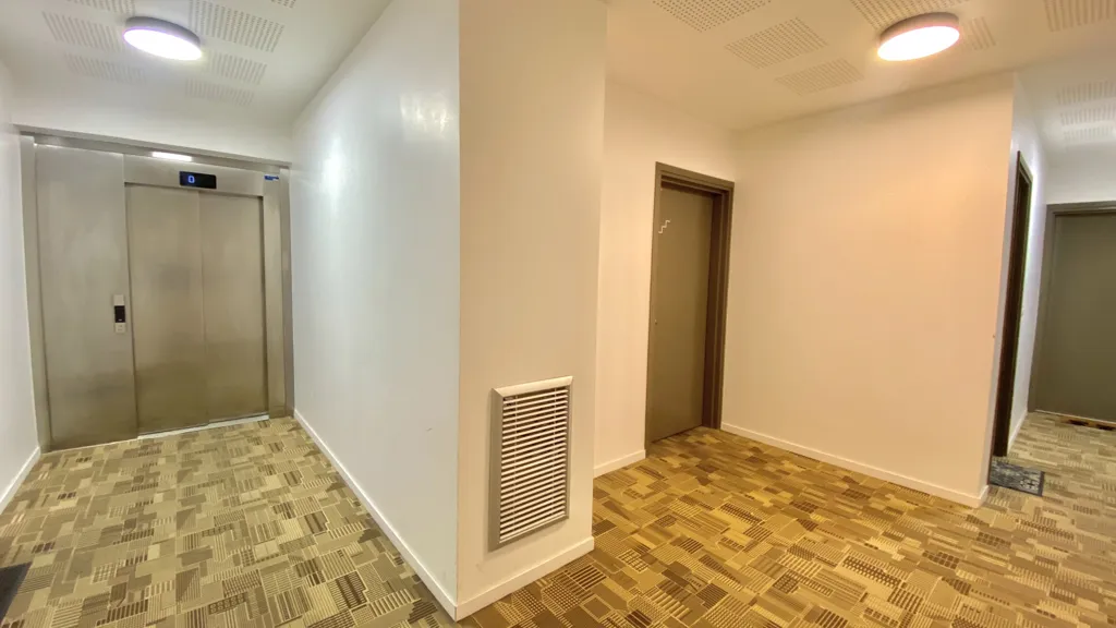 Entrée - Appartement Moderne avec Terrasse à Bordeaux