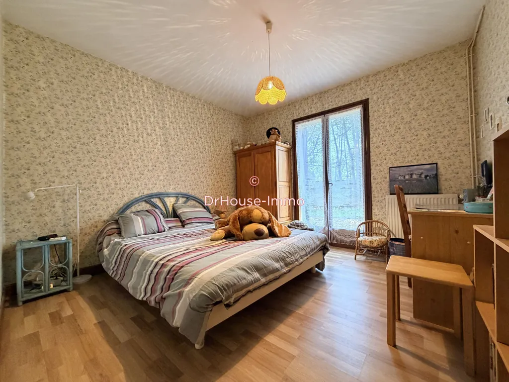 Chambres - Maison 7 pièces à Boulazac Isle Manoire