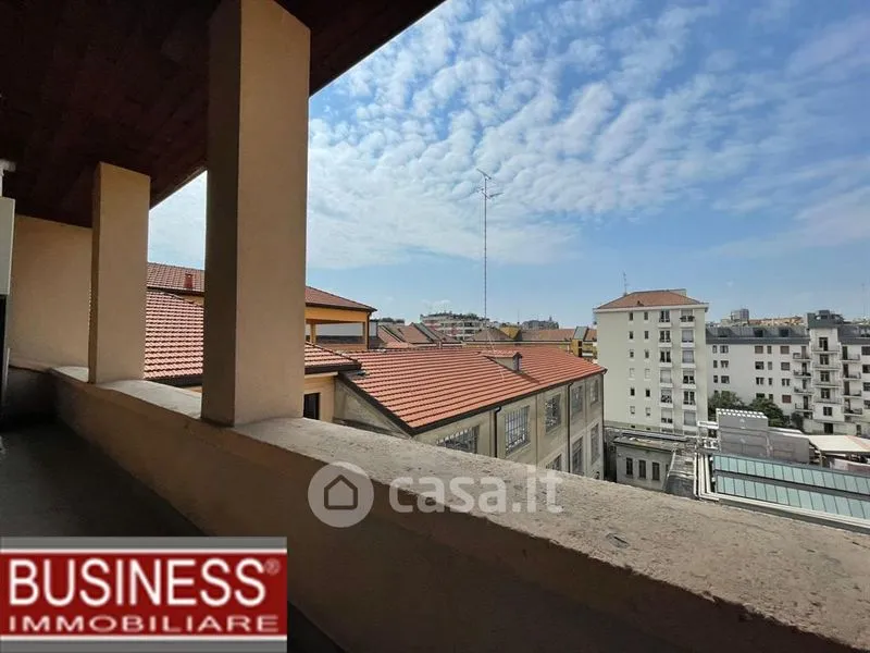 Terrasse - Fully Furnished Flat with Terrace in Milan