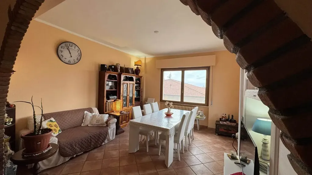 Salle à manger - Sea View Apartment with Terrace in Rosignano Marittimo