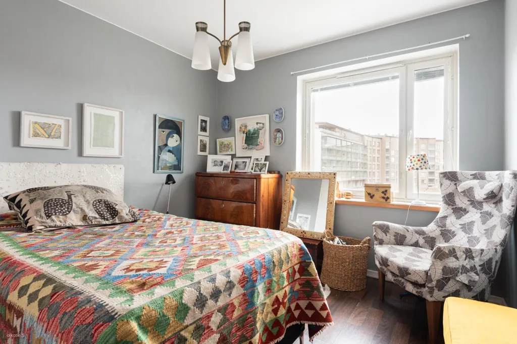 Magamistoad - Sixth-Floor Flat with Balcony in Kaleva