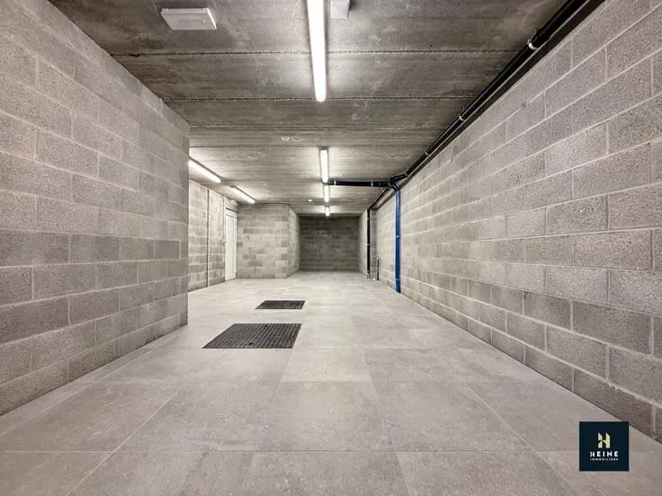 Garage - New Build Flat with Garden in Seilles