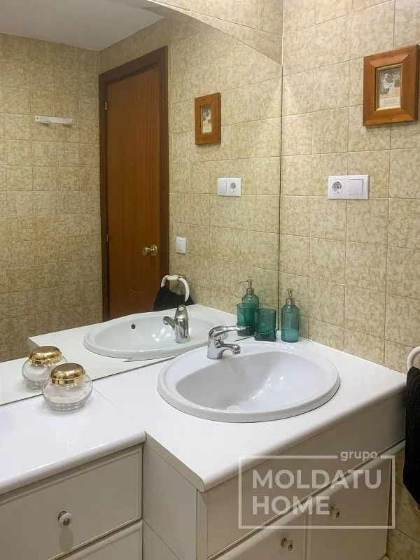 Salles de bain - Student-Friendly Flat with Central Heating in Iturrama
