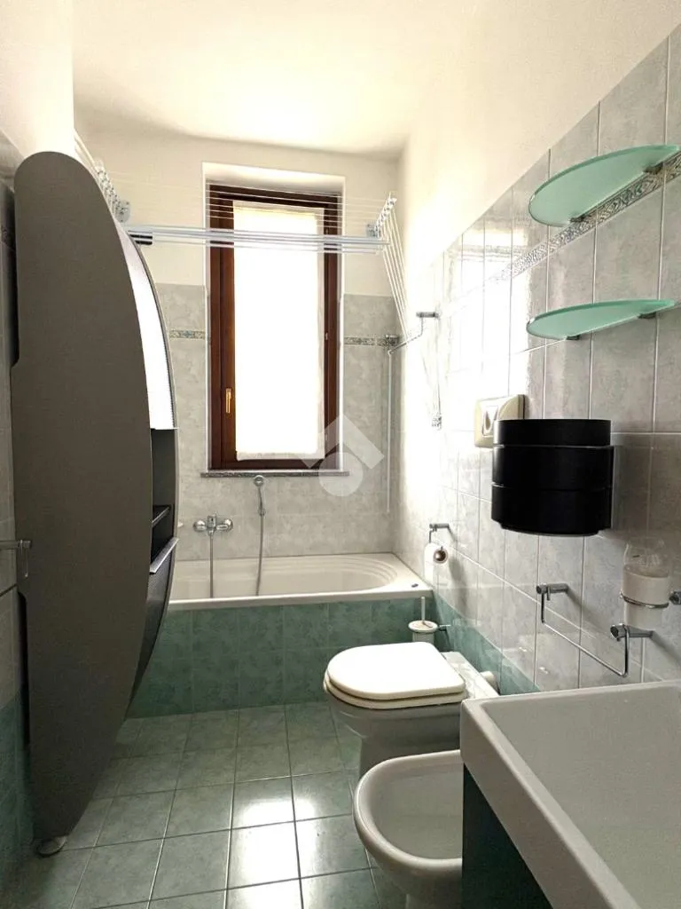 Vannitoad - Modern Flat with Terrace in Senago