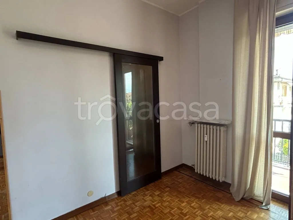 Rooms - Rustic Apartment with Veranda in Madonna dell'Olmo