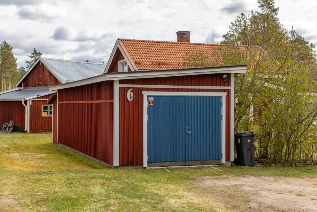 Välivaade - Eco-Friendly Villa with Garden in Östnor
