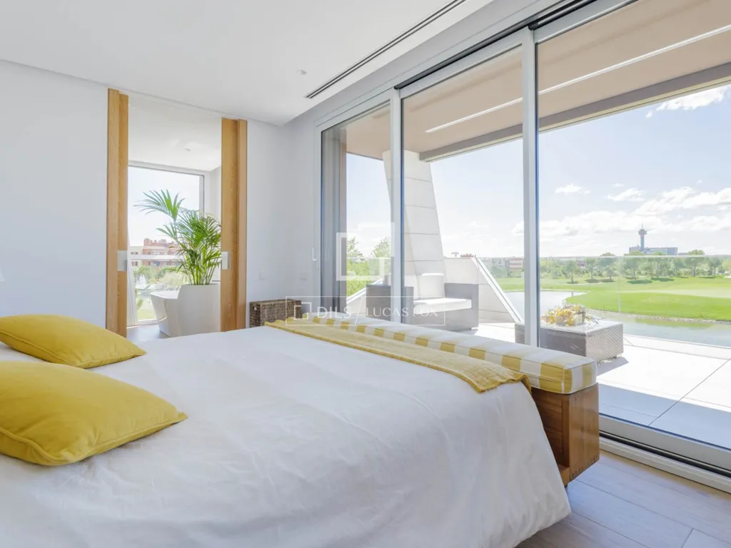 Bedrooms - Luxury Apartment with Golf Course Views in La Finca