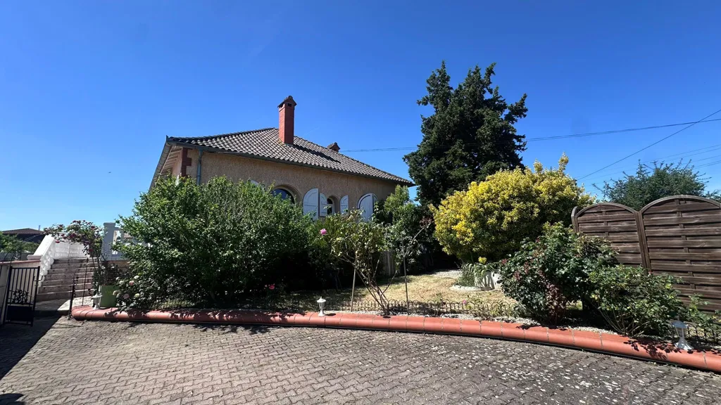 Giardino - Charming T8 House with Garden in Brax