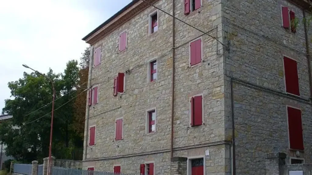 Välivaade - Two-Bedroom Apartment with Balcony in Serramazzoni