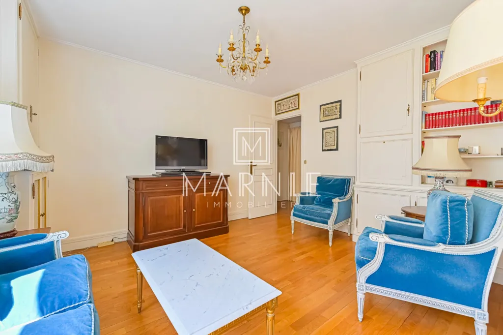 Appartement 4 pièces à Paris 15ème