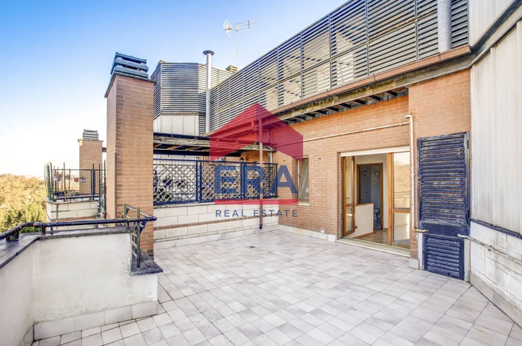 Terrass - Attico with Terrace in Cassia/Olgiata, Rome