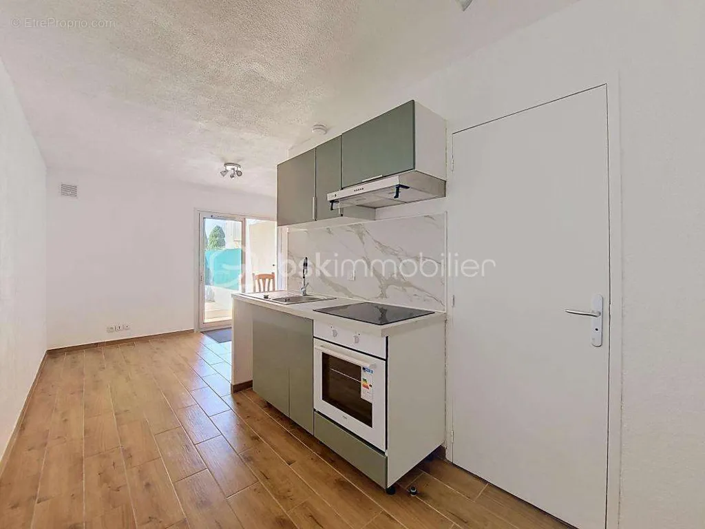 Köök - Studio with Sea View in Six-Fours-les-Plages