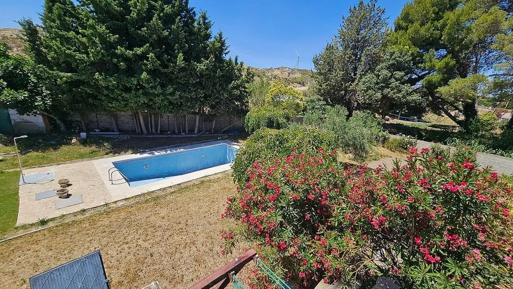 Piscine - Rustic House with Pool near Zaragoza