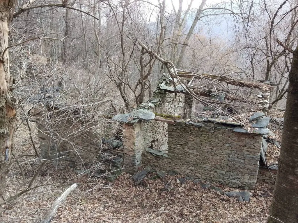 3-room house in Paesana