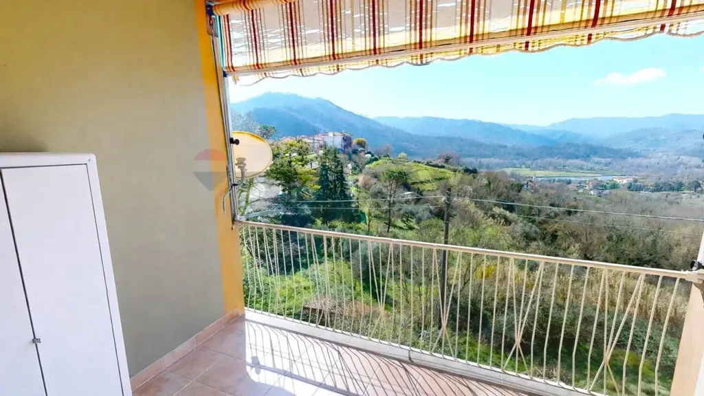 Balcon - Ristrutturated House with Panoramic View in Beverino