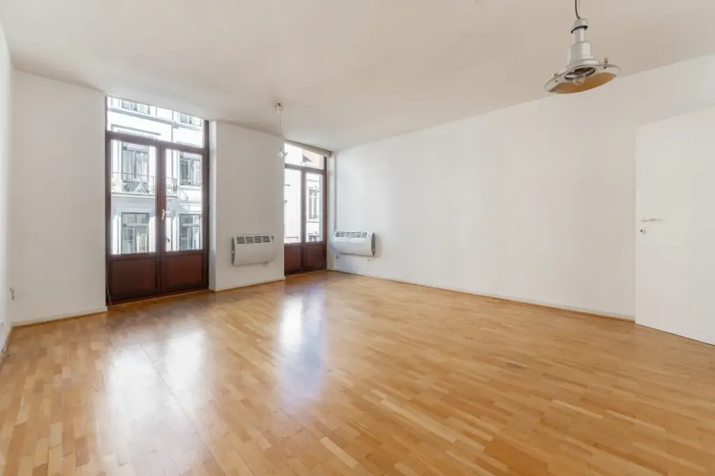 Pièces - Appartement avec Balcon Sud-Ouest à Bruxelles
