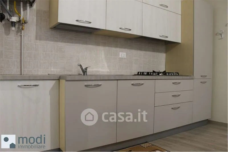 Cuisine - Fully Furnished Flat in Central Crema
