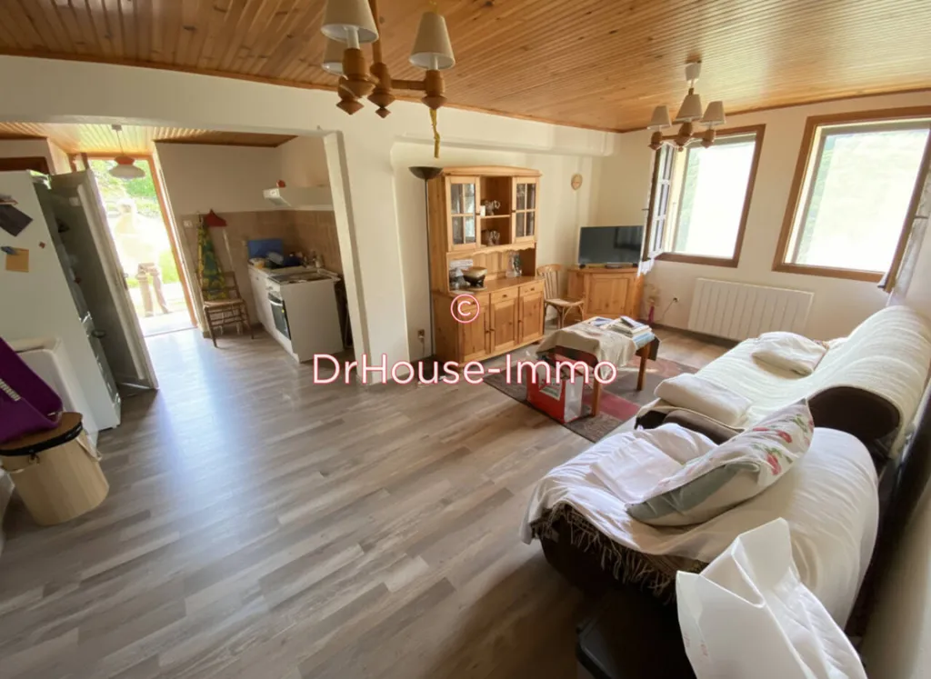 Elutuba - Charming House with Terrace in Burzet