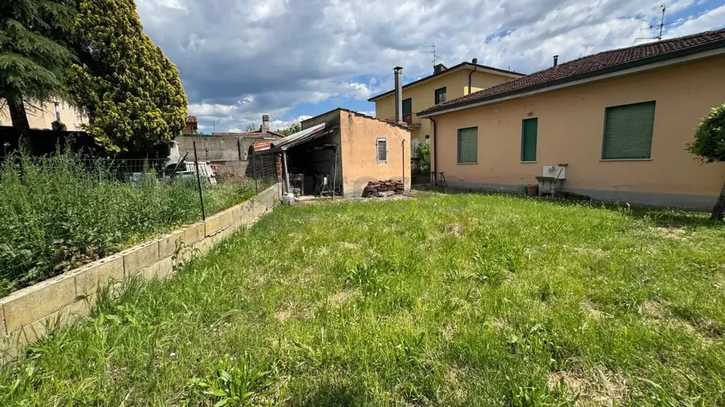 Aed - Independent House with Garden in Reggello
