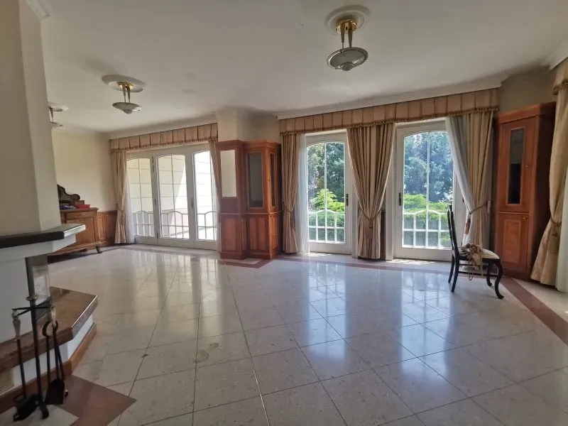 Elutuba - Luxury Villa with Panoramic Views in Budapest XII