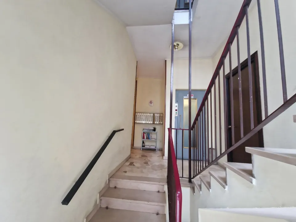 Stanze - Rusticated 2-Bedroom Apartment in Milan