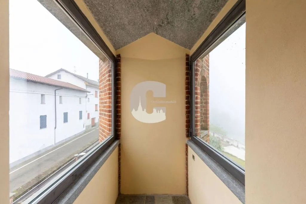 Rõdu - Luxury Villa with Panoramic Views in Revigliasco d'Asti