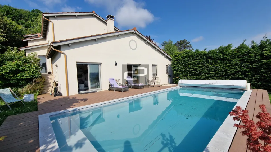 Bassein - Villa with Exceptional View in Albigny sur Saône