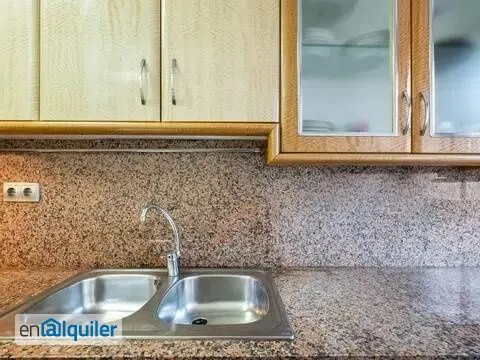 Cuisine - Modern Flat with Parking in Cornellà Centre