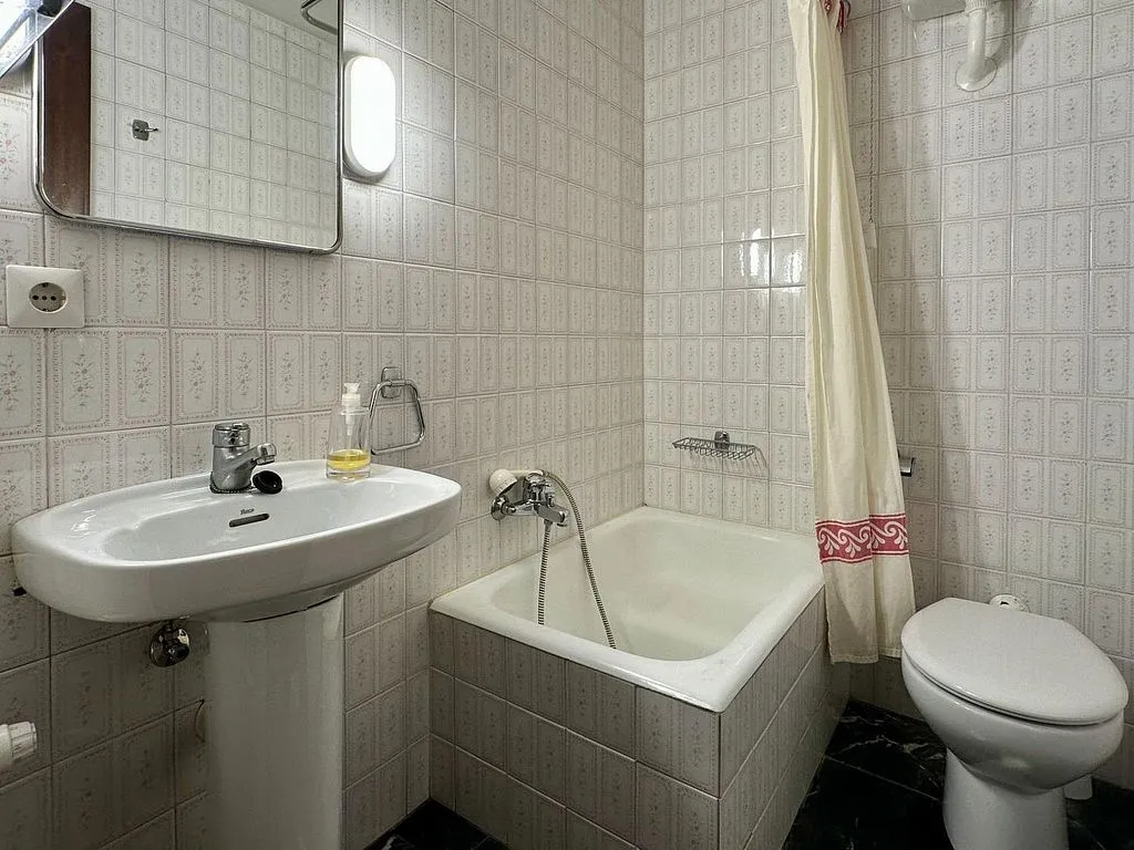 Salles de bain - Apartment with South View in Pamplona