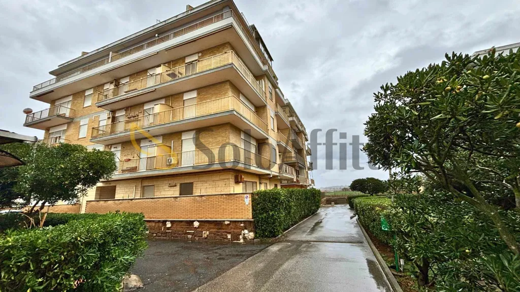 Appartement 3 pièces à Pomezia