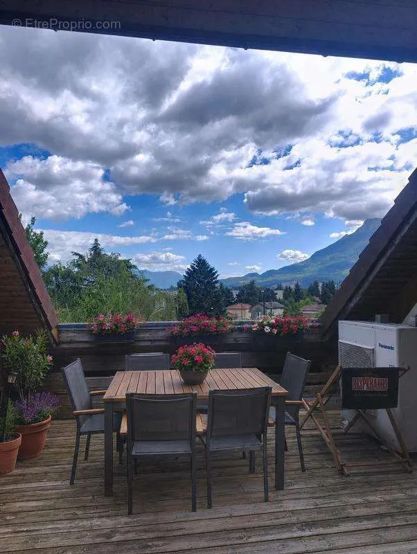 Terrasse - Loft avec Terrasse à Saint-Égrève