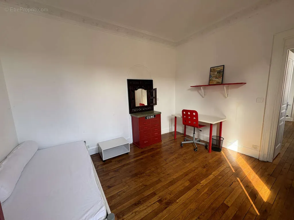 Chambres - Duplex T4 au Centre de Troyes avec Caractère
