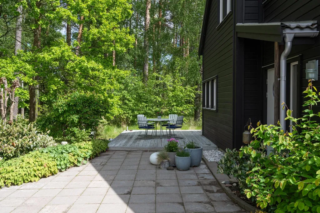 Aed - Luxury Villa with Pool in Ekängen