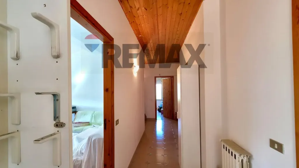 hallway_entrance
