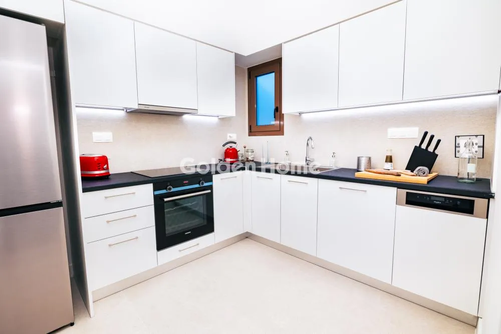 Köök - Fully Renovated 9-Unit Building in Kerameikos