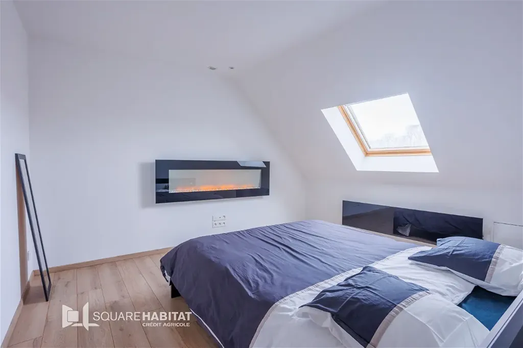 8-room house in Artres