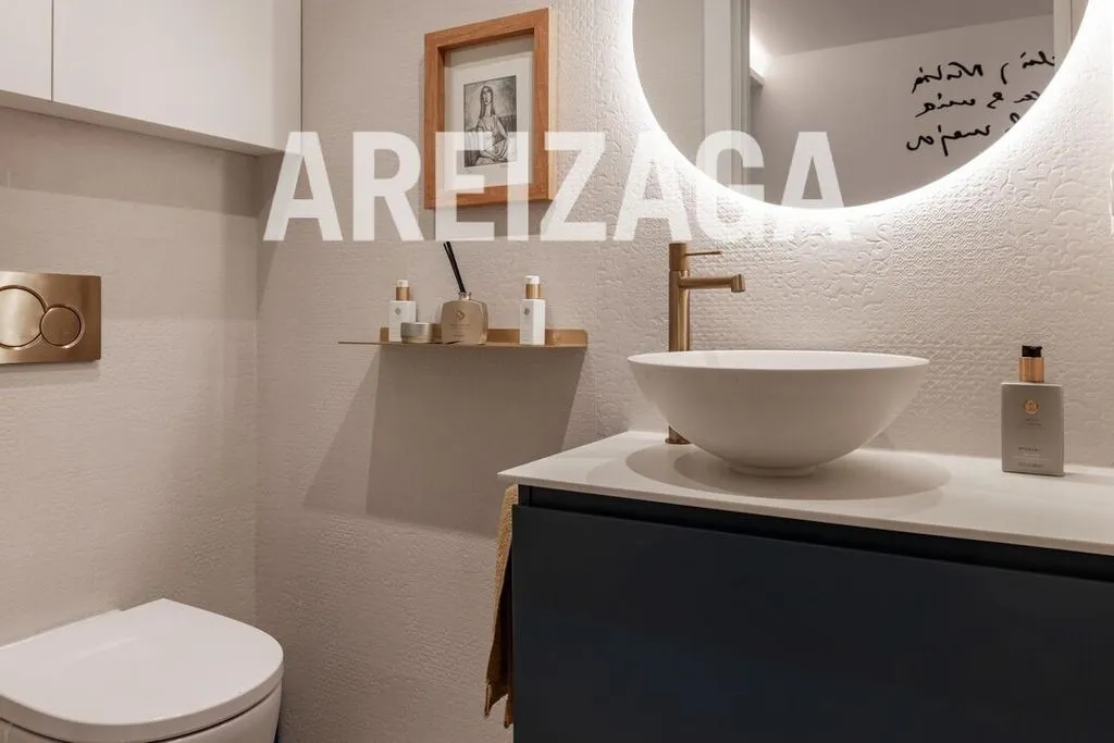 Salles de bain - Luxury Flat with Private Terrace in San Sebastián