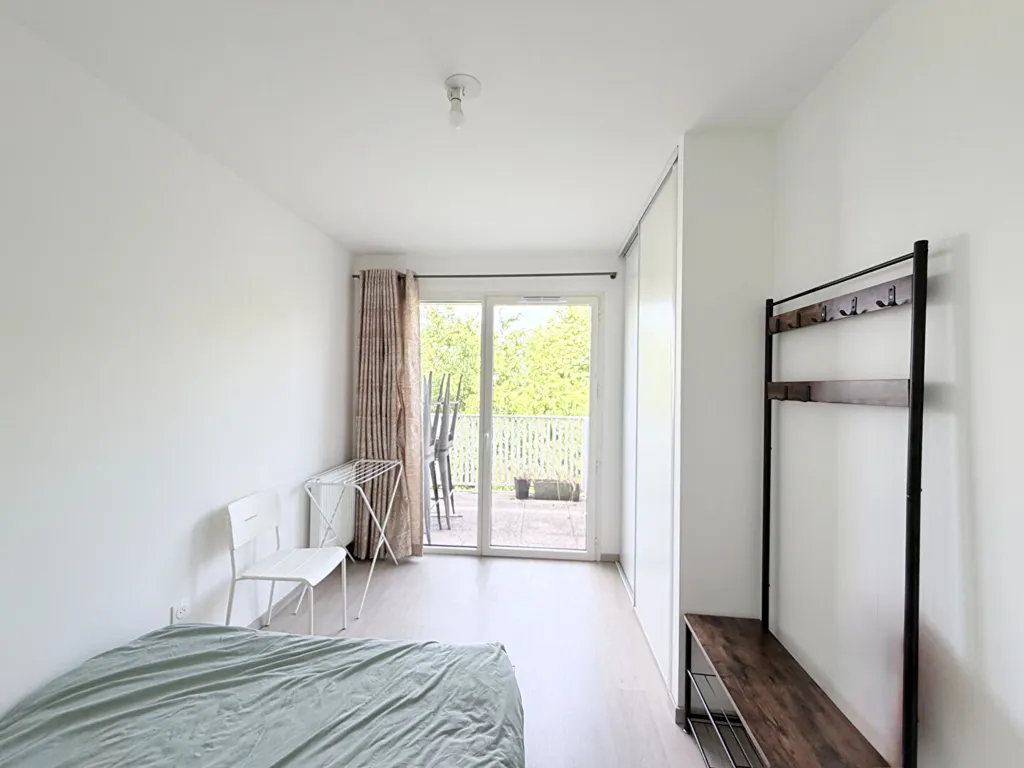 Bedrooms - Bright T3 Apartment with Terrace in Pessac Centre