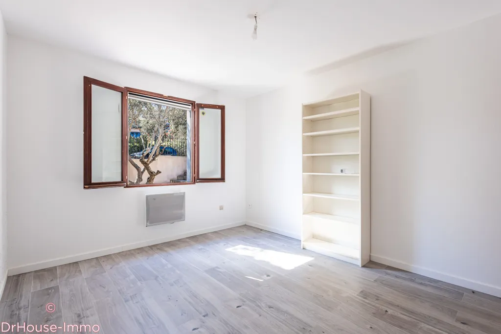 Pièces - Maison avec Terrasse à Arcades dans Domaine Privé à Cogolin