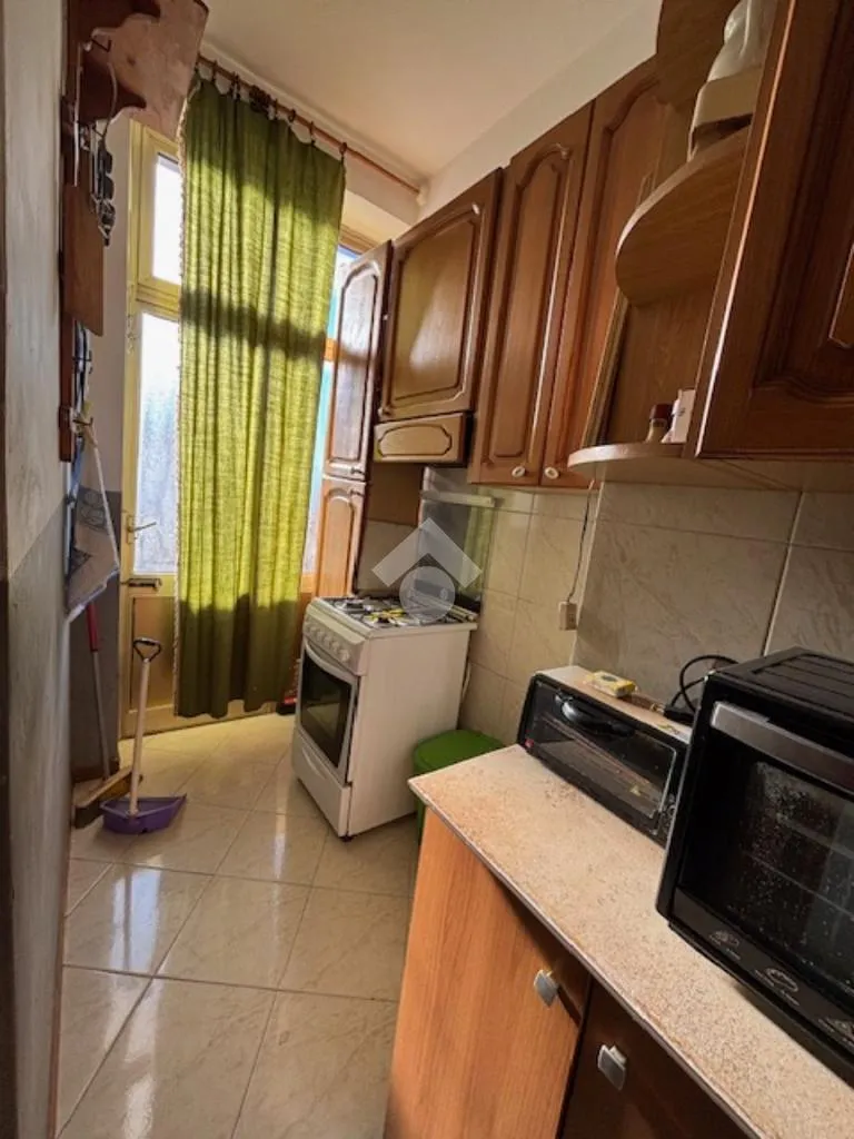 Köök - Spacious Apartment with Terraces in Gualdo Tadino