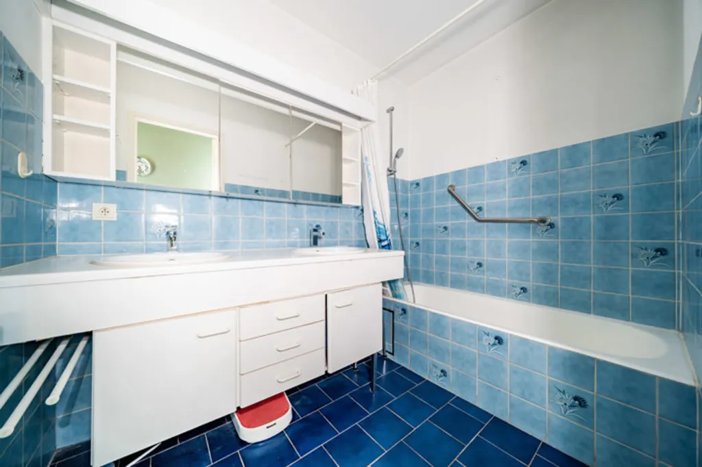 Salles de bain - Appartement 2 Chambres avec Terrasses à Gilly