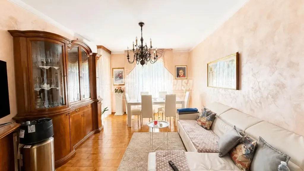 Elutuba - Apartment with Balcony in Asti