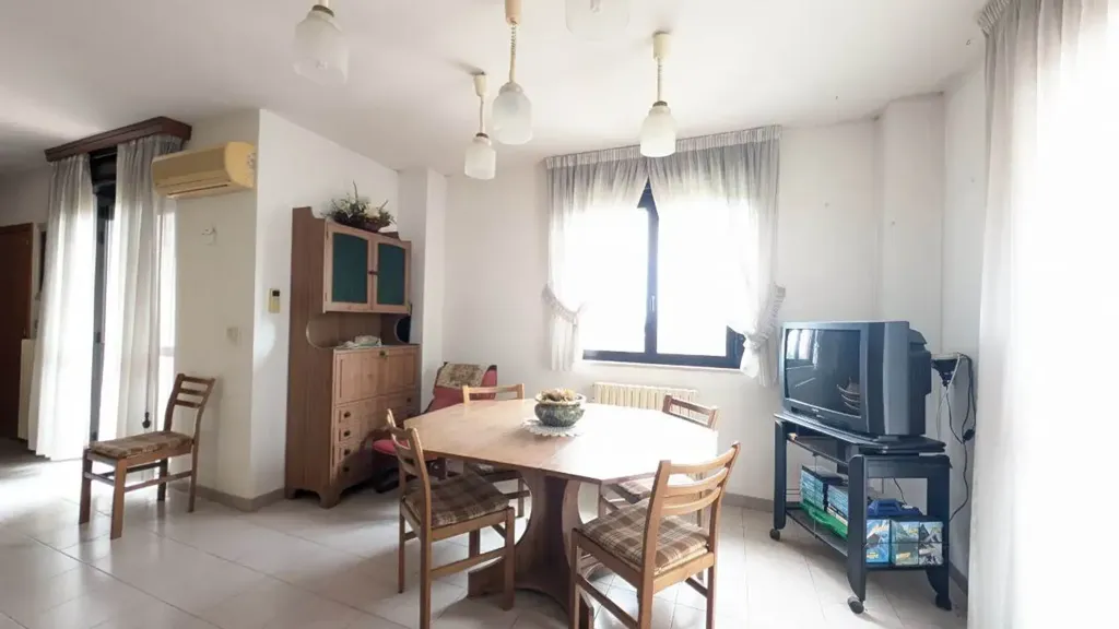 Salle à manger - Apartment with Terrace in San Severo