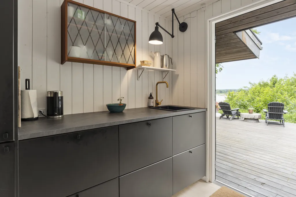Cucina - Modernised Holiday Home with Lake View in Dons
