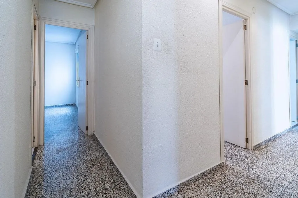hallway_entrance