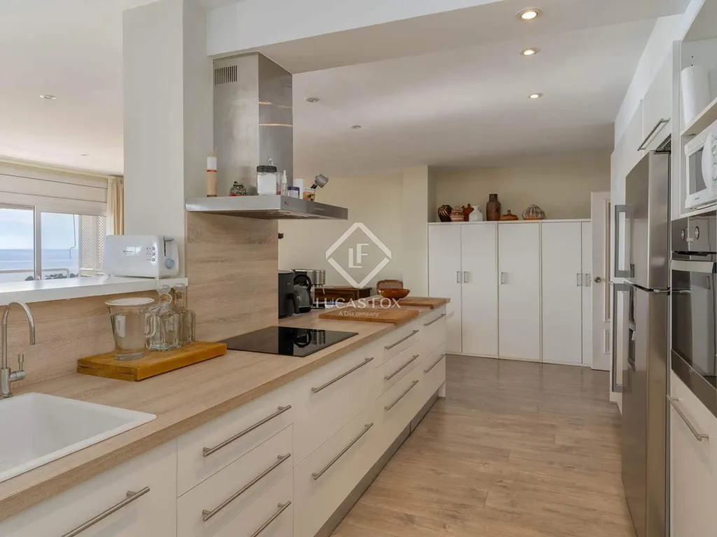 Köök - Beachfront Luxury Apartment in Lloret de Mar