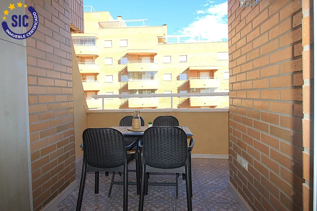 Rõdu - Beachfront Apartment with Sea View in Marina D'Or