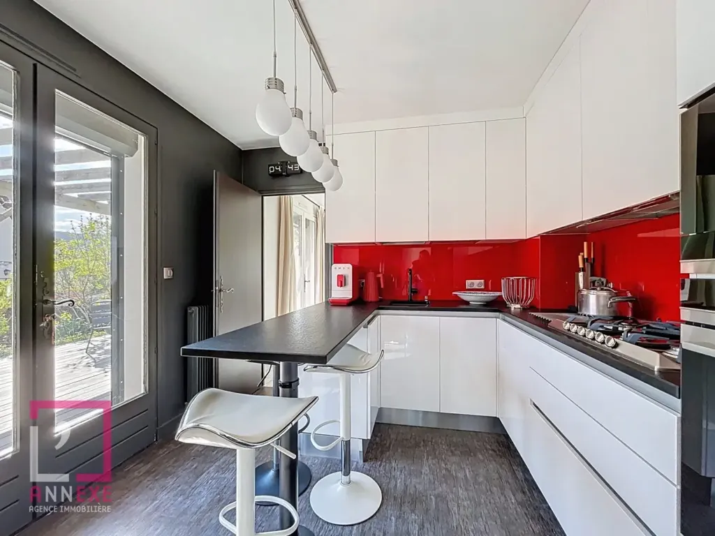 Kitchen - 8-room house in Rochetaillée-sur-Saône