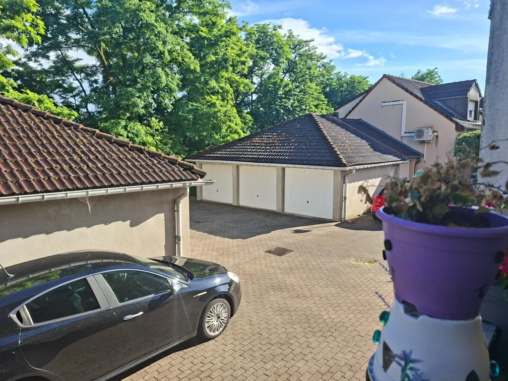 Välivaade - Flat with Terrace near City Centre, Forbach
