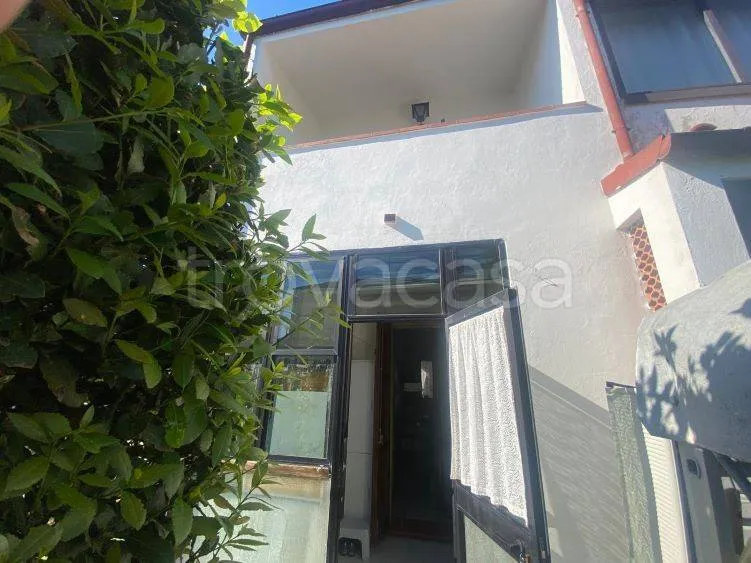 Välivaade - Villa with Private Garden in Lido degli Scacchi